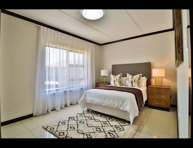 1 BEDROOM PROPERTY TO RENT IN FOURWAYS